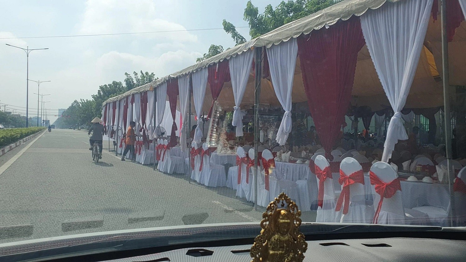 Sân si và lươn lẹo